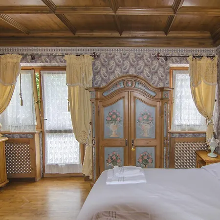 Ca Enrosadira Apartament